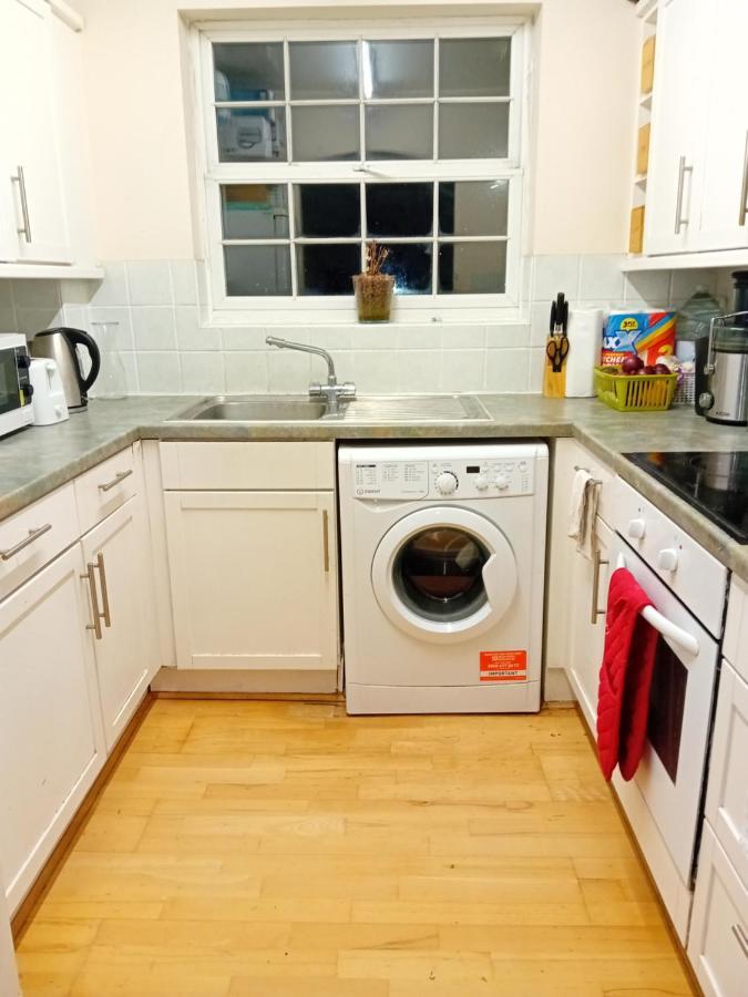 Ensuite Double Room ロンドン エクステリア 写真